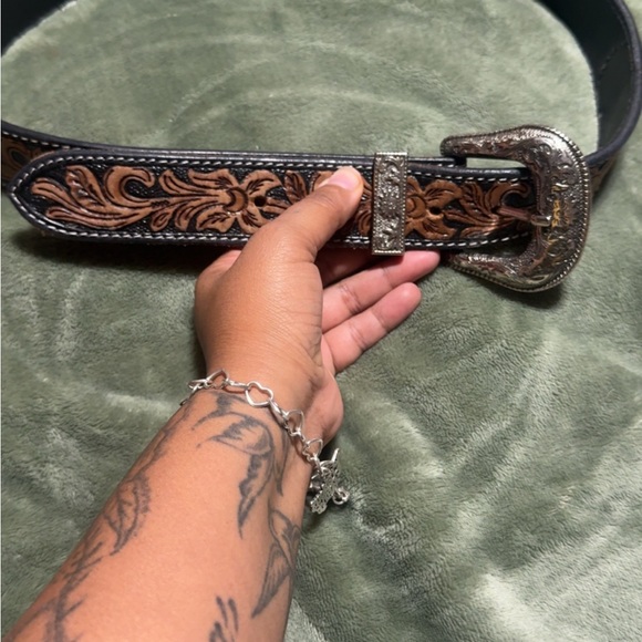 Accessories - Brown and Black Western Belt with Silver Buckle new cowgirl belt “lost tag”